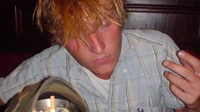 Alcolismo e incontience di trattamento di urina