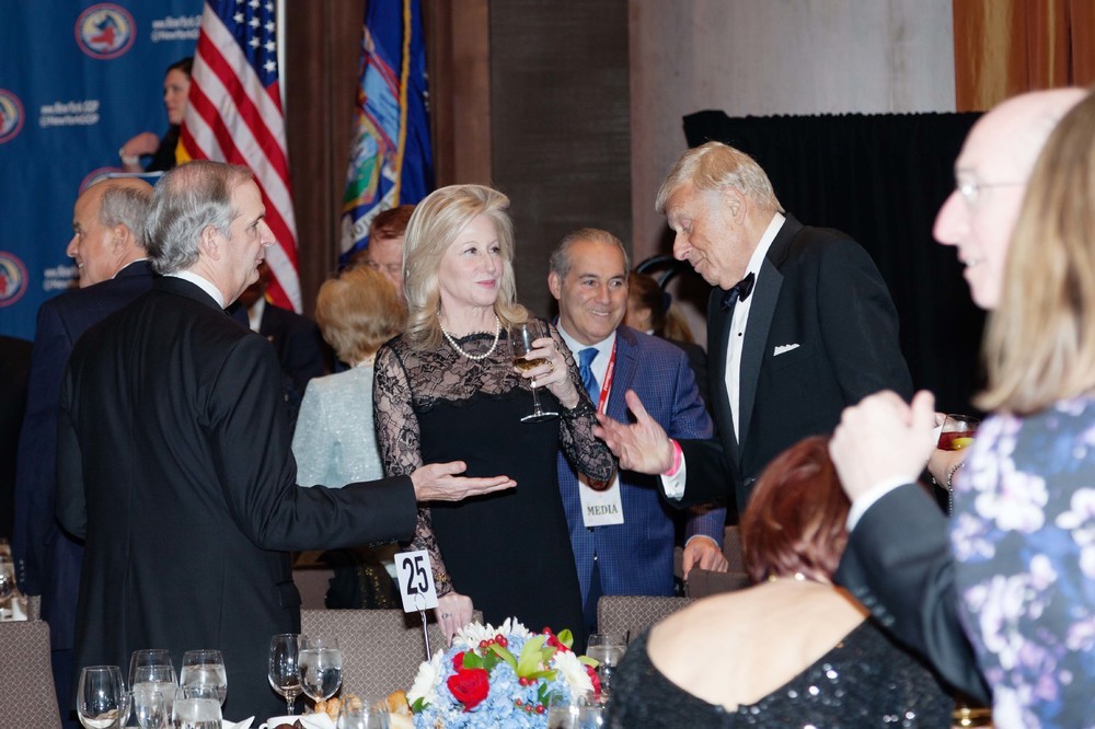 Absurd Photos of Rich People at the New York Republican Gala | VICE ...