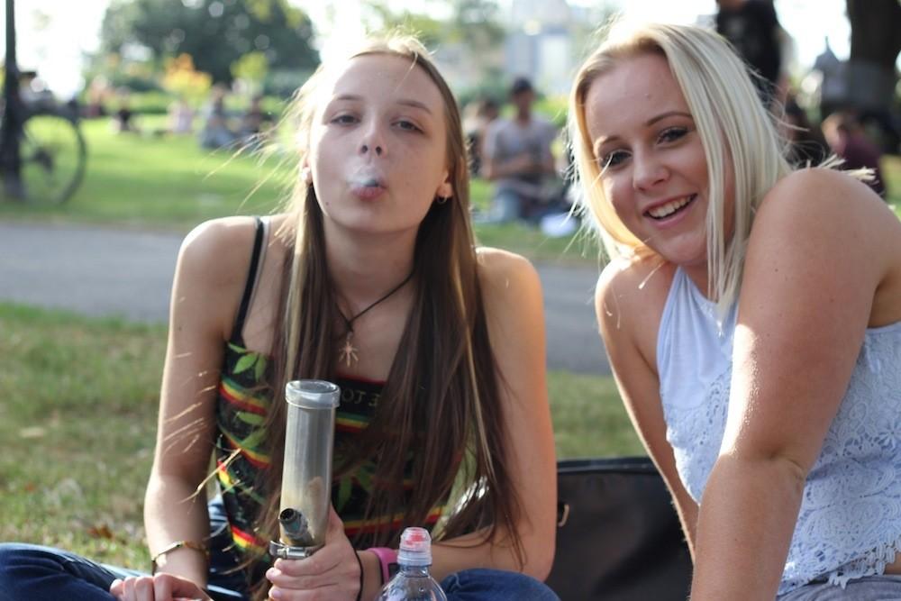 Photos Of People Getting Stoned At Melbournes 420 VICE