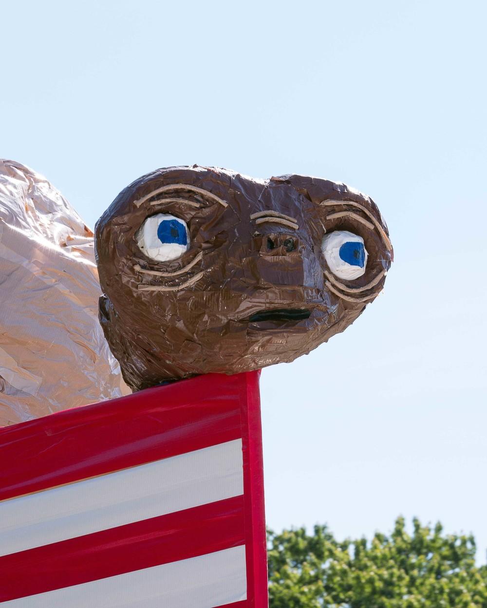 These Photos from a Duct Tape Festival in America Will Inspire You VICE