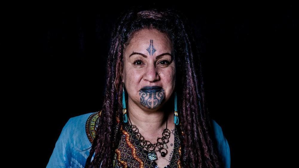 des-femmes-maories-nous-parlent-de-leur-tatouage-facial-body-image-1473929376-size_1000