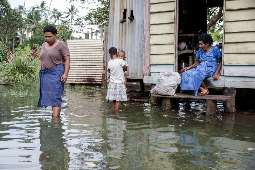 Photographing Fiji’s Sinking Island Communities VICE United States