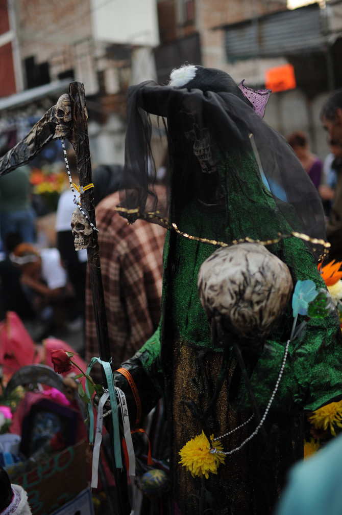 Tepito, Mexico's Grim Reaper Saint | VICE | United Kingdom